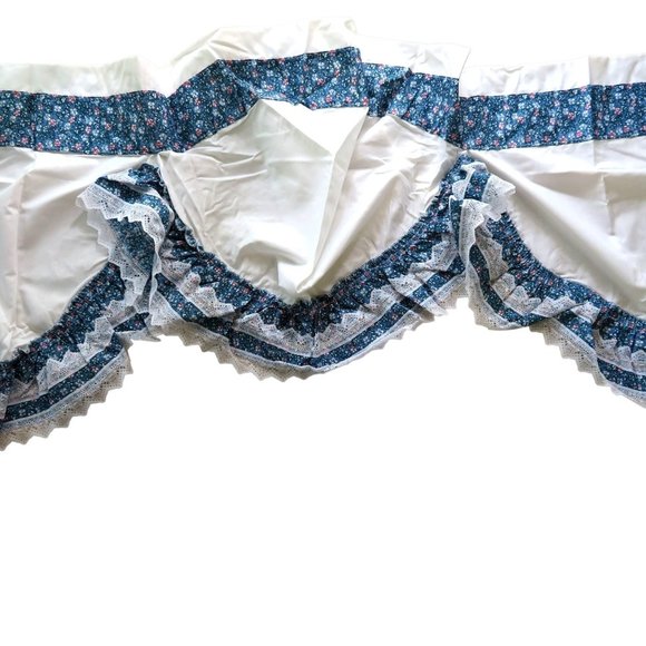 Vintage Floral Lace Curtain Valance White Blue Gathered 29"x 72" Cottage Country - Picture 1 of 13